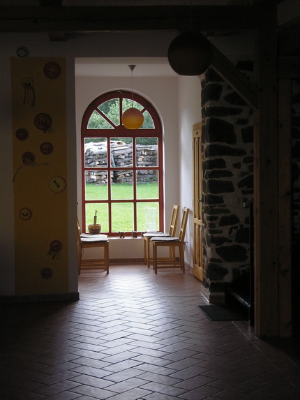Interior (1)